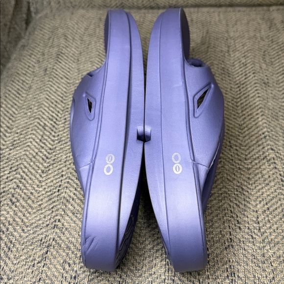 OOFOS OOlala Luxe Unisex Blue Thong Flip Flop Sandals Size M9-W11 (Eu:42) main image 8
